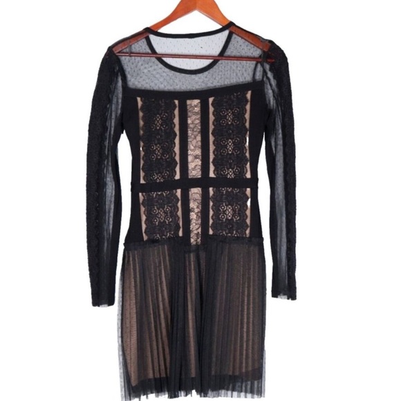 BCBG LACE COCKTAIL DRESS - Picture 3 of 5